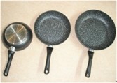 3pcs forged Aluminium fry pan set with induction base Rivet handle 
