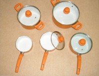 Press aluminium cookware set with spray in inside and outside 