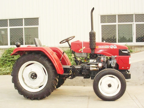 Four-wheel tractor 