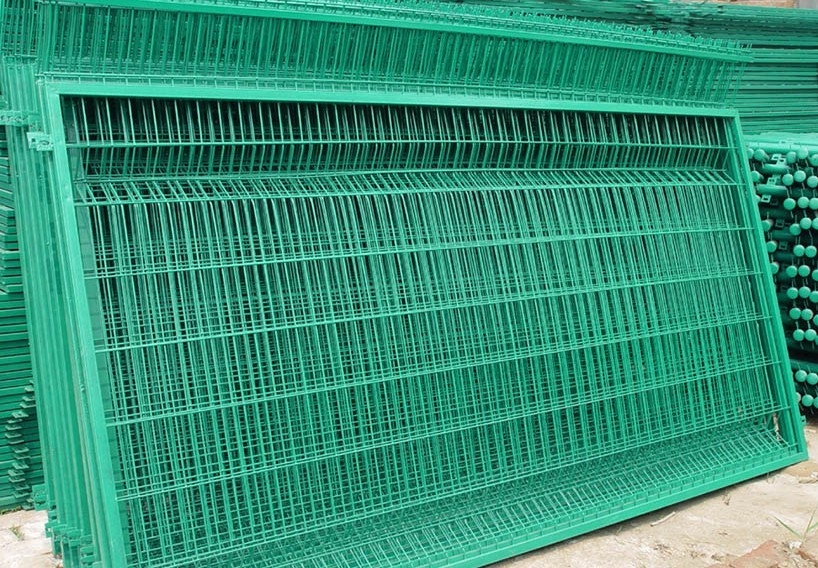 Residential Wire mesh fence 