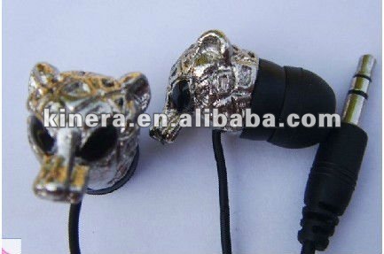 Silver fox new style fashion black plastic earphones 