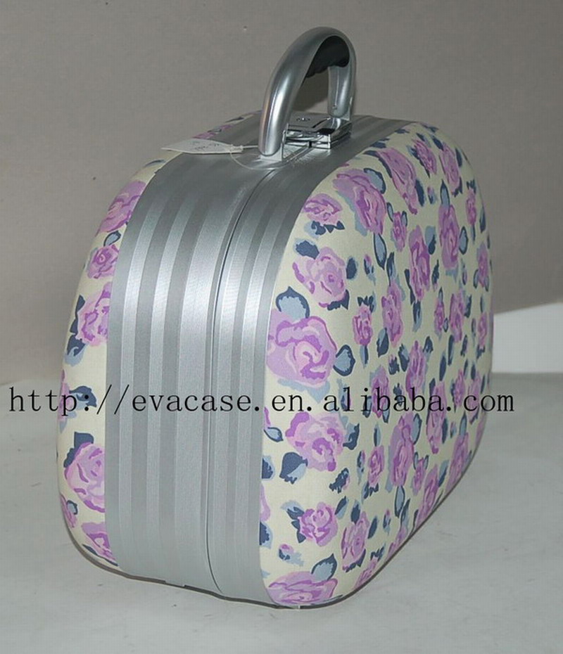 EVA cosmetic case quakeproof and breaking-proof with beautiful appearance
