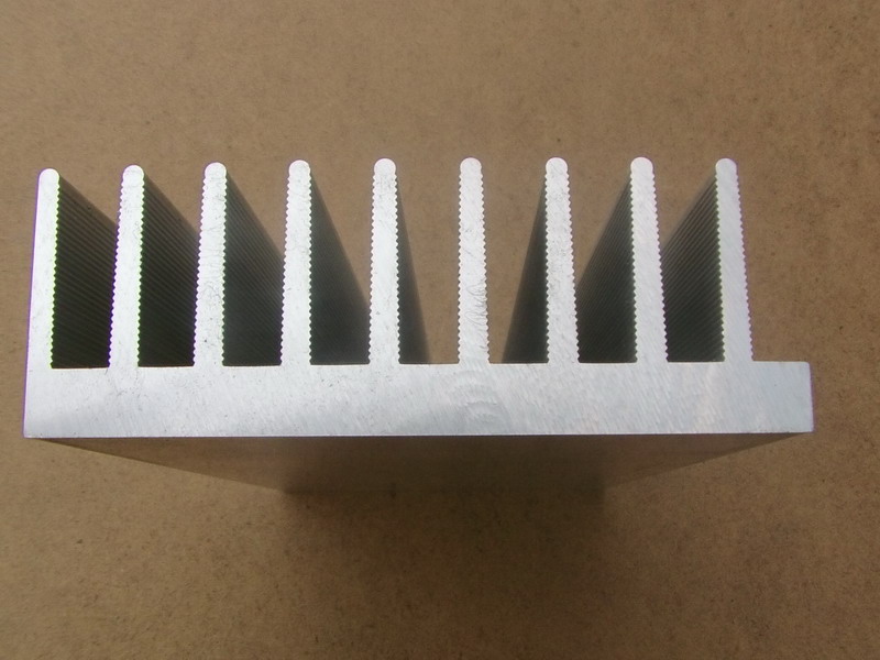 aluminium extrusion heat sinks for thermal managements