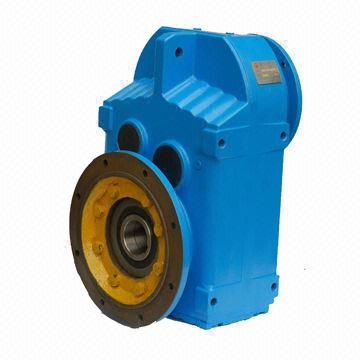 SR Helical High Efficiency Gearbox, Flexible to Install