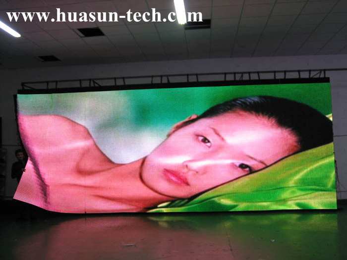 Flexible LED Curtain With Light Weight, Slim Body and Versatile Application