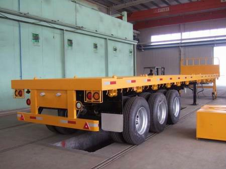 skeletal type container semitrailer/flatbed type container semitrailer