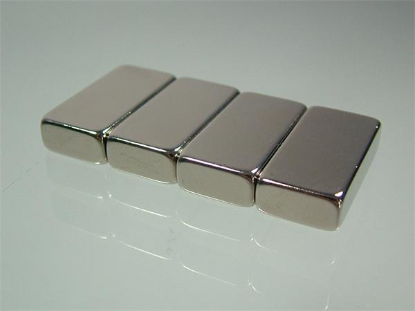 Super Strong NdFeB Nickel flat rectangular magnets 30*20*10mm
