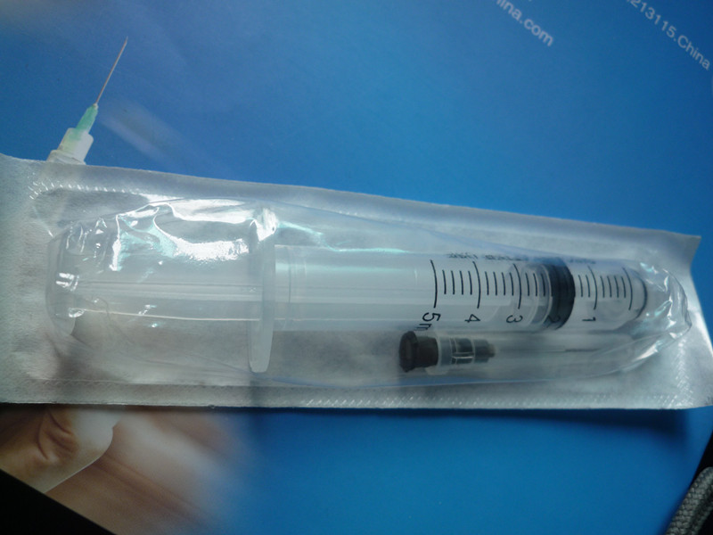 5ml  safety needle retractable syringe