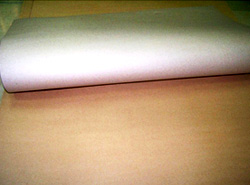 Немелованный белый топ крафт-бумаги