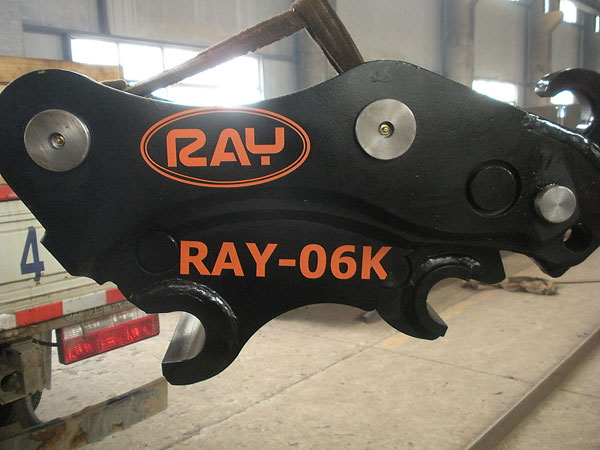 RAY quick hitch (quick coupler