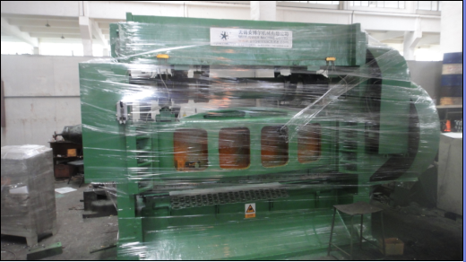 ABE-4-2000钢板网机(160吨)