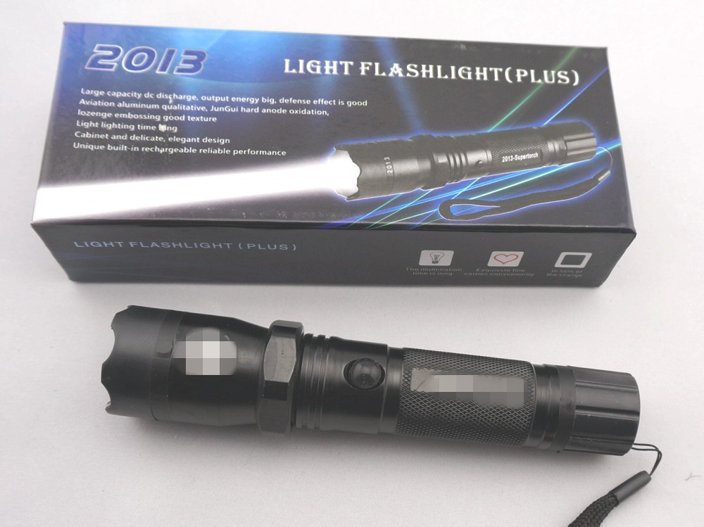 2013 стробоскоп самообороны фонарик высокой мощности Факел безопасности влияние
