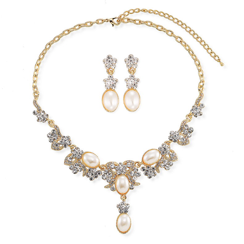 Small pearl jewelry necklace set
