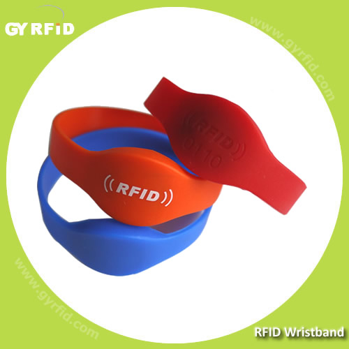 WRWRS05 NFC Silicon Wristband, water proof type (GYRFID)S05 NFC Silicon Wristband, water proof type (GYRFID)