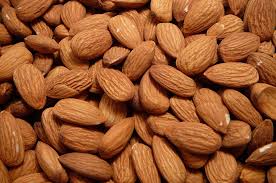 Almond,pine nuts,walnuts,macadamia nuts,chestnuts and cashew nuts for sell