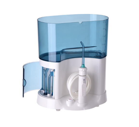 Family Use Water flosser to keep gingival bleeding away