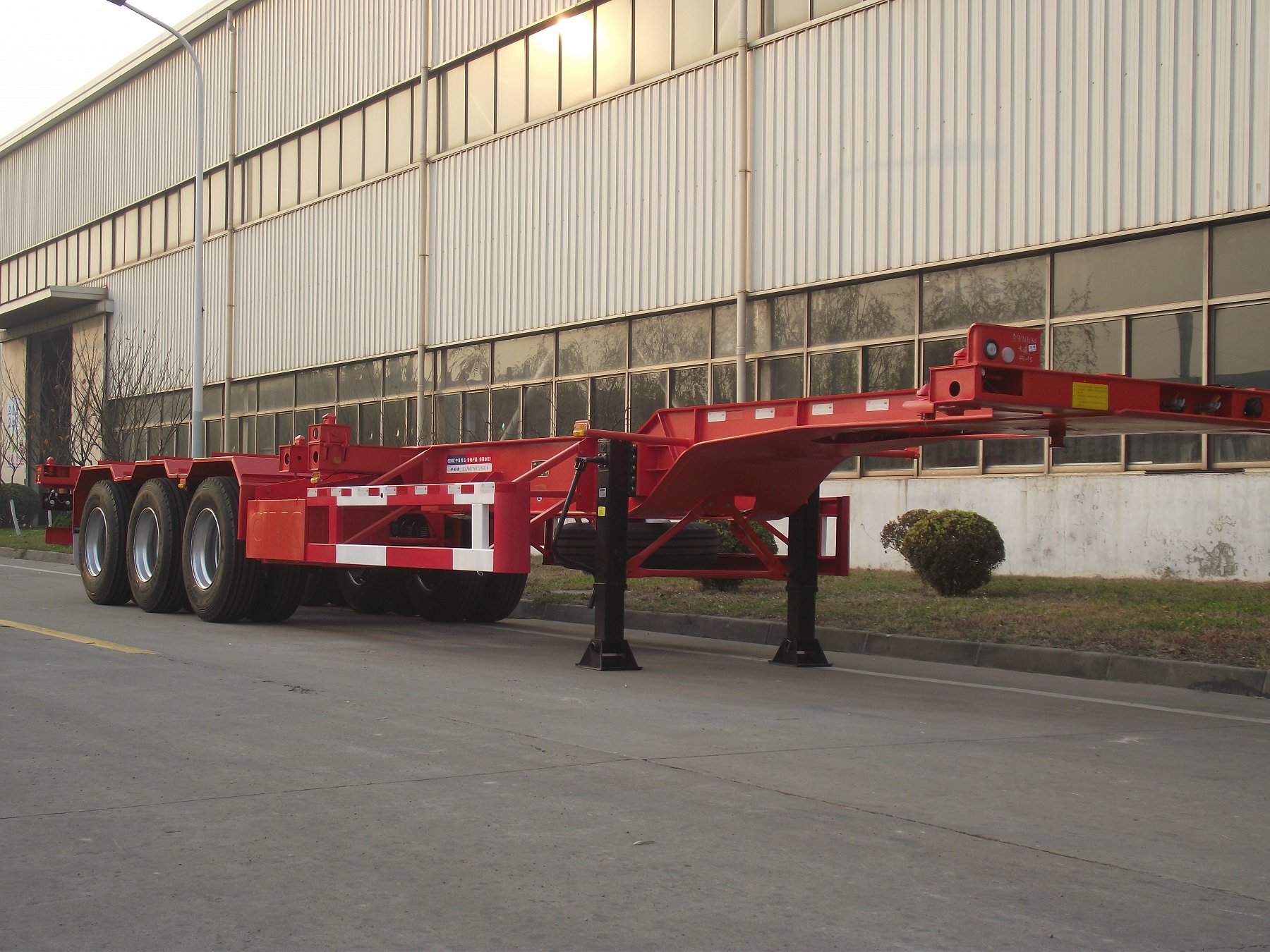 40'GN chassis with three axles