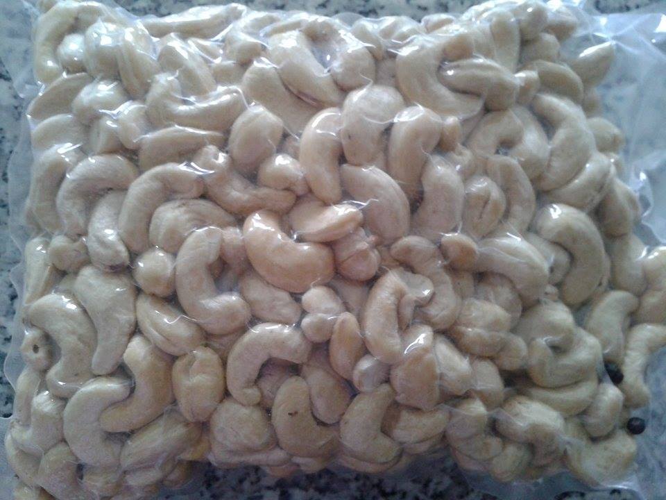 Sell cashew nuts with good quality, VIETNAM origin
