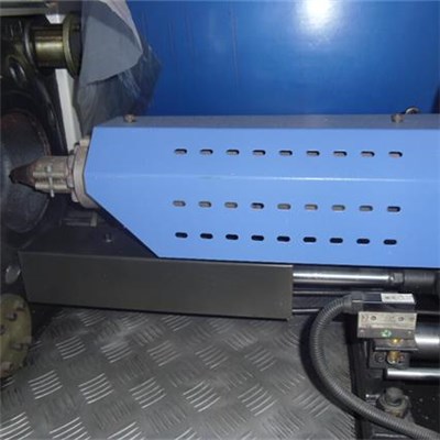 Servo Motor Driven Injection Molding Machine