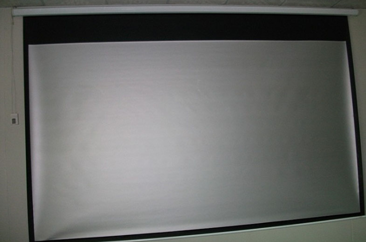 Motorized Silver Screen For 3D