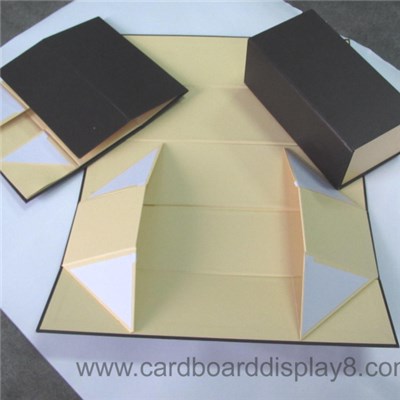 Foldable Paper Boxes with Magnet Closure
