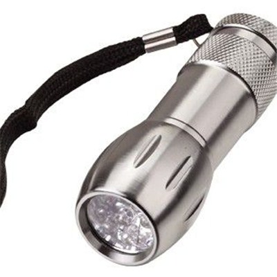 FY7010-9L LED Flashlight