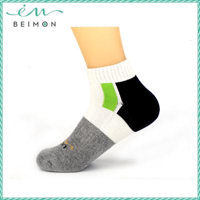 Beimon 2015 Hot New selling antibacterial oem mens basketball socks wholesale