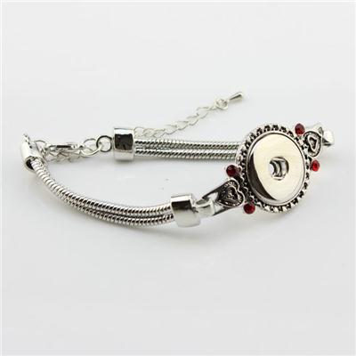 Silver Snap Button Bracelet With Red Crystal And Snake Chain