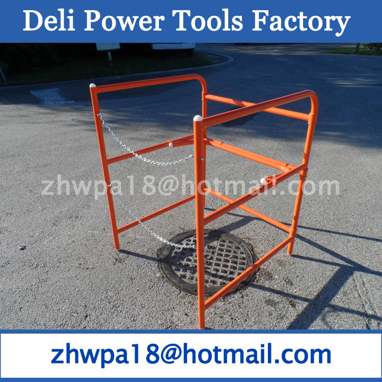 Man hole barrier Work Area Protection Corp 33*33*42