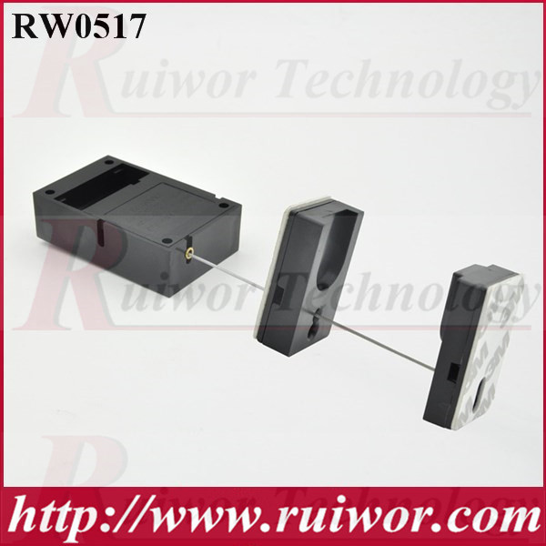 RW0517 Retracting Display Cable