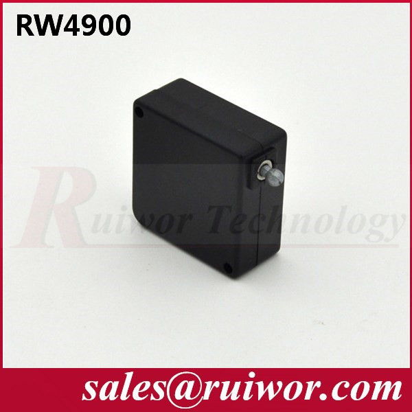 RW4900 Security Retractors