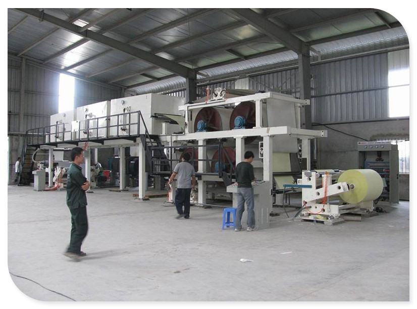 Paper coating machine for thermal paper with long image life characteristic
