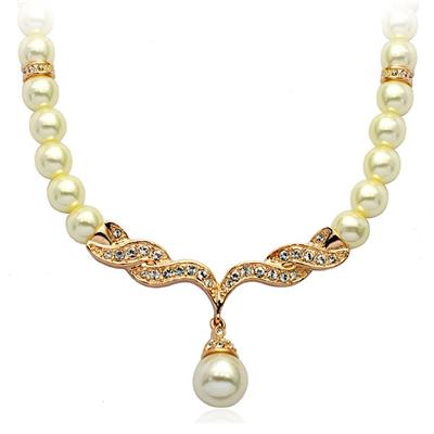 Artificial Pearl Necklace