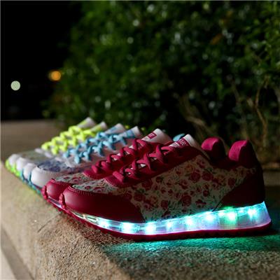 New Style Womens LED Shoes USB Charging Ling Up Shoes Wholesales Women’s LED Sneakers