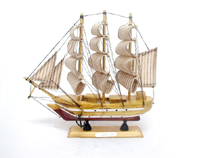 модель корабля (деревянные парусные лодки)