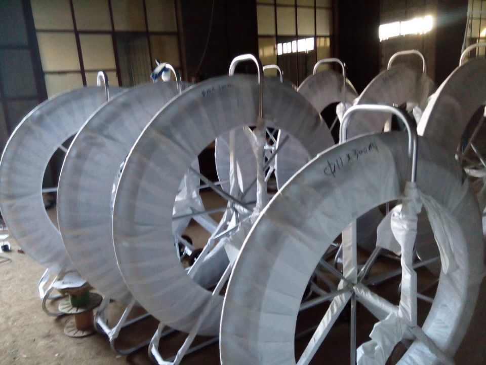 Coated Fiberglass Continuous Duct Rodder with Cage and Stand