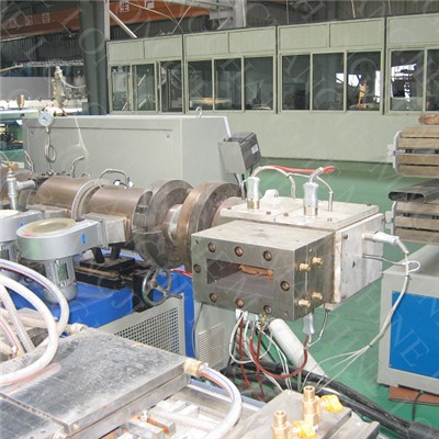 WPC Decking Production Line