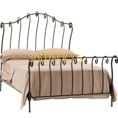 Comfortable Wrought Iron Bed BED-T-016