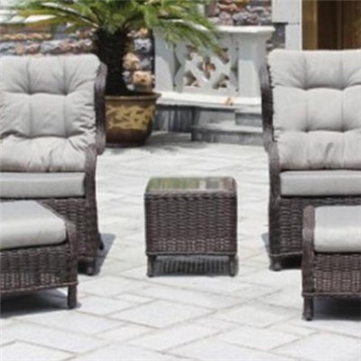 High End Wicker Set With Cushion