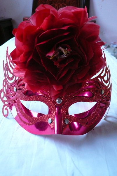 lovely feather masks for sale - Made in China 1102-1