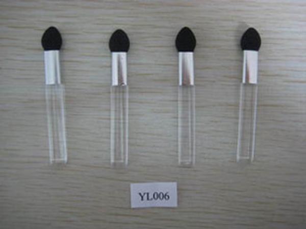 cosmetic accessories