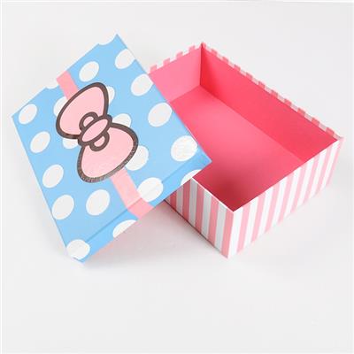 2015 New Design Paper Gift Box Customized Carton Gift Box
