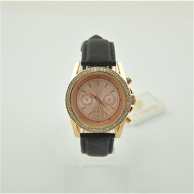 Waterproof Lover’s Leather Watch With Crystals