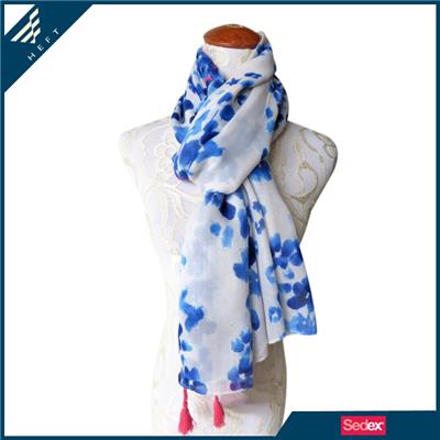 China Of Blue And White Porcelain Scarf