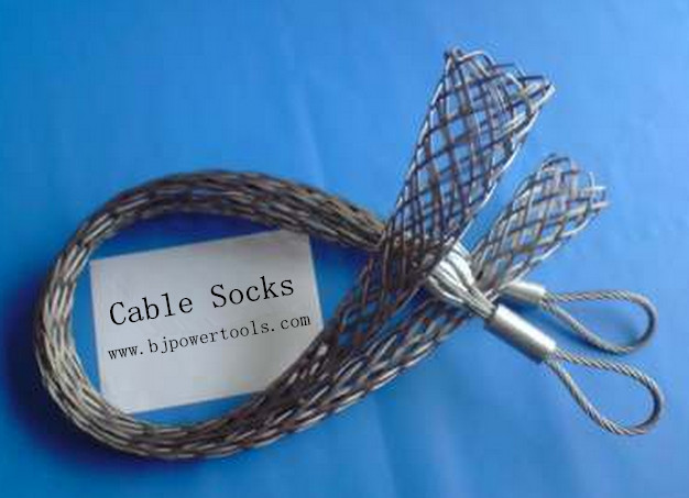cable pulling socks