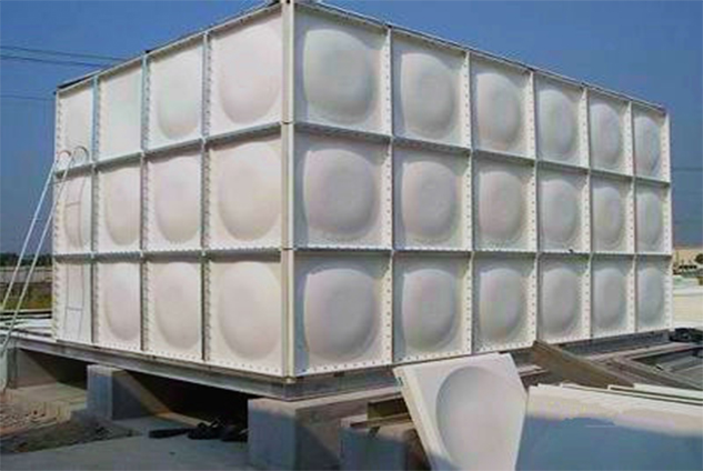 Drinking water storage tank