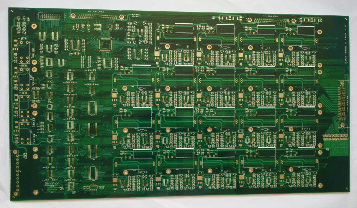 Immerision Gold multi-layer Printed Circuits Board (PCB) with aspect ratio 8:1 for communication Solution