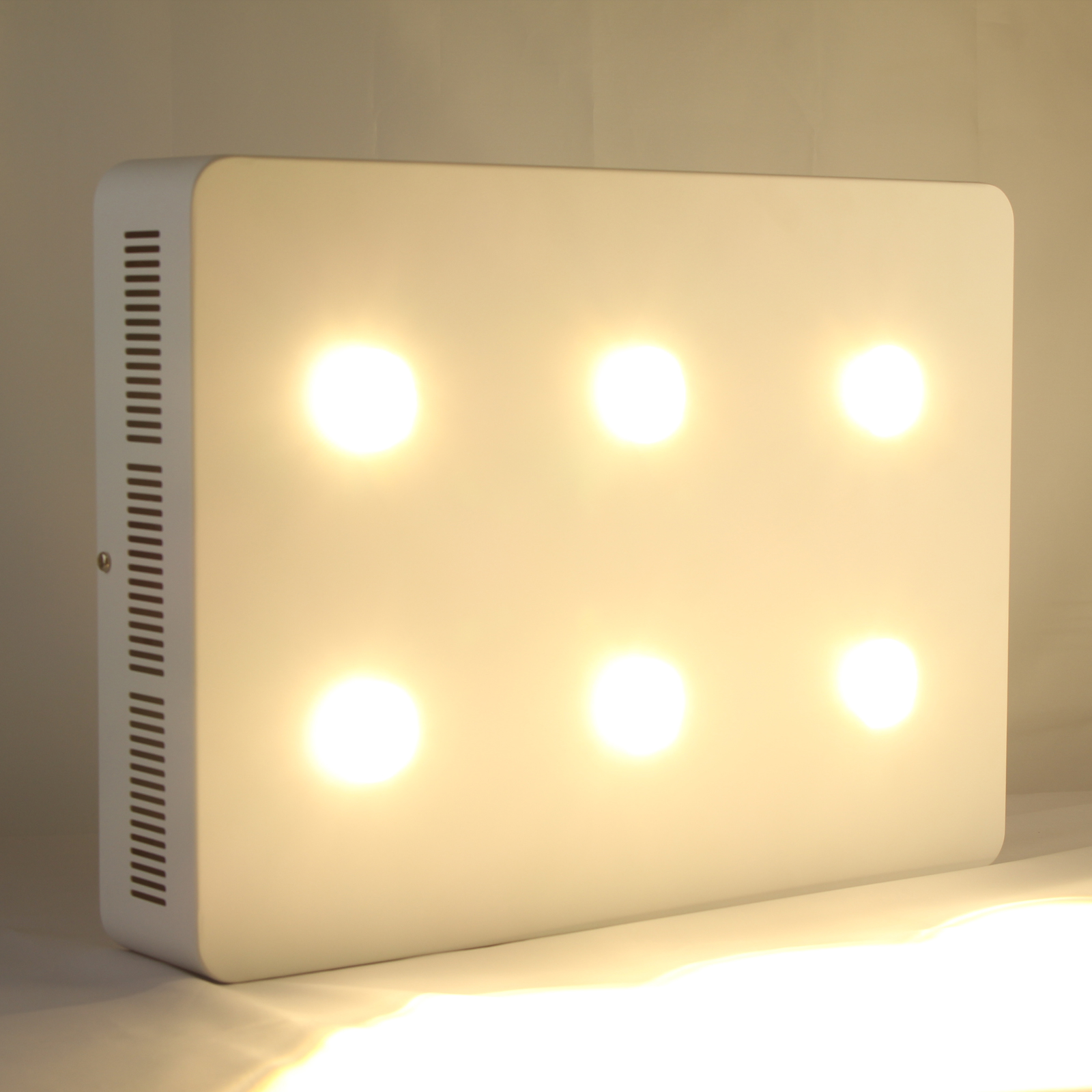 LED grow light HYG02-6x100W COB