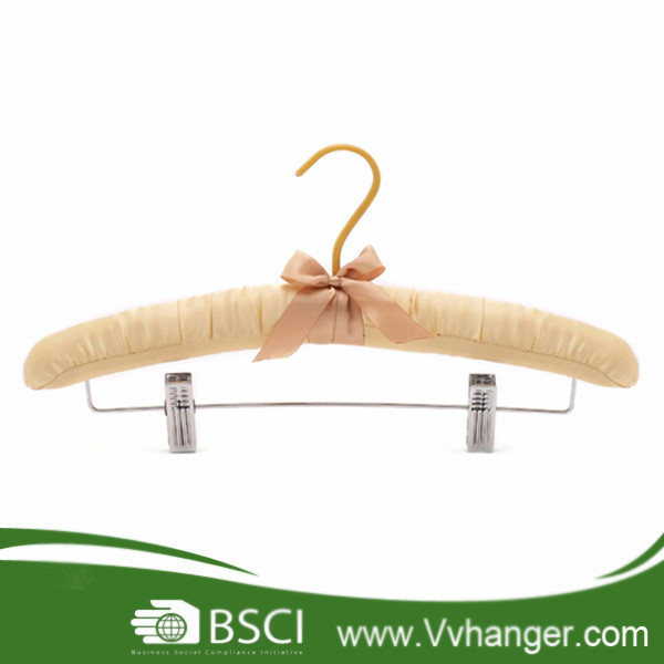 fashion colorful wholesale Satin padded hanger for clothes
