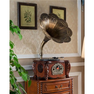 Old Fashion Wooden Horn Phonograph